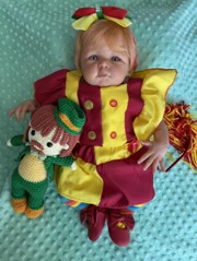 Bebê Emília da linha Colecionáveis de Herança — foto 3