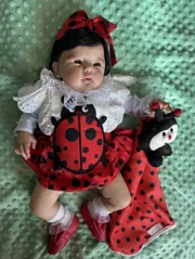 Bebê Joaninha da linha Eternità dos Sonhos — foto 1