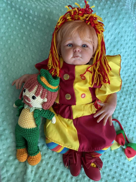Bebê Emília da linha Colecionáveis de Herança — foto 1