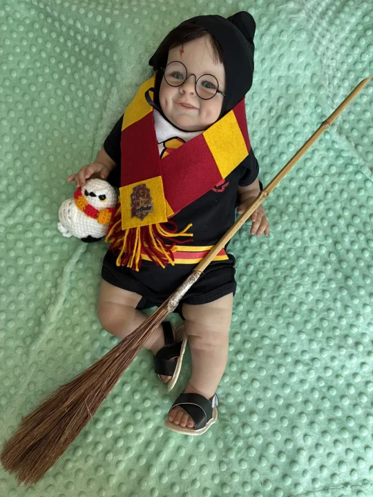 Bebê Harry Potter da linha Colecionáveis de Herança — foto 1