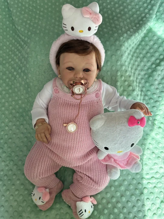 Bebê Hello Kitty da linha Colecionáveis de Herança — foto 1
