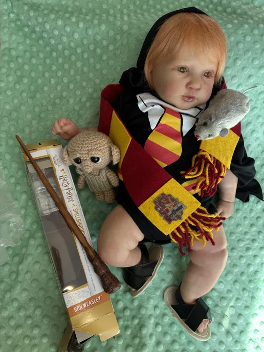 Bebê Rony Weasley da linha Colecionáveis de Herança — foto 1