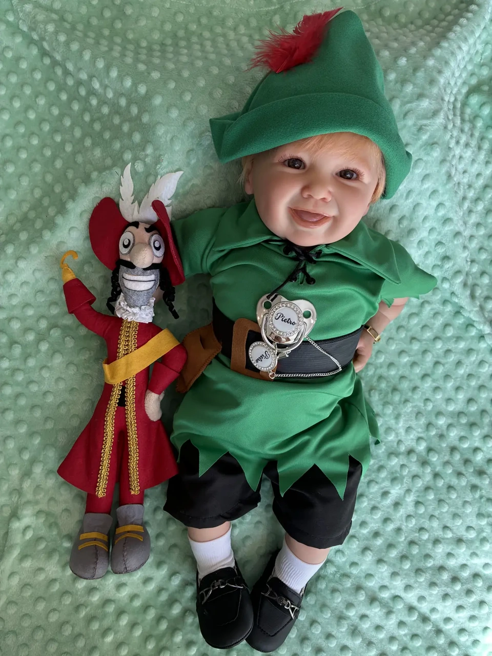 Bebê Peter Pan da linha Colecionáveis de Herança — foto 1