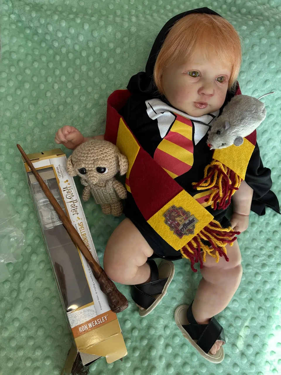 Bebê Rony Weasley da linha Colecionáveis de Herança — foto 1